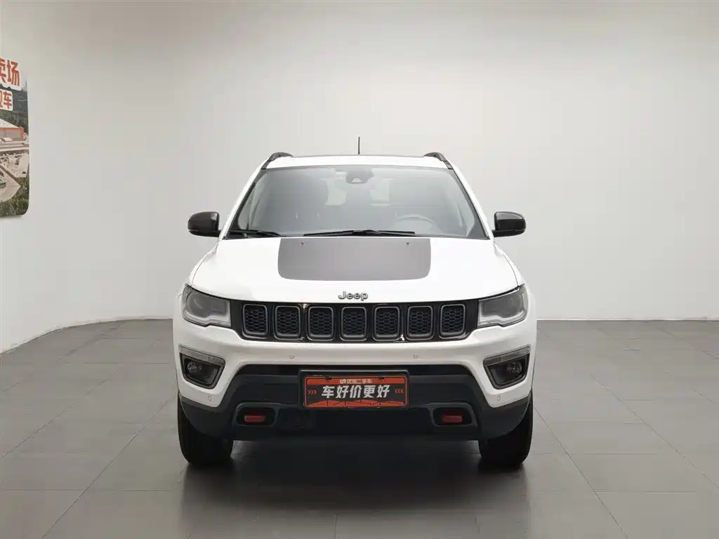 Compass 200 TS Auto High Performance 4 WD