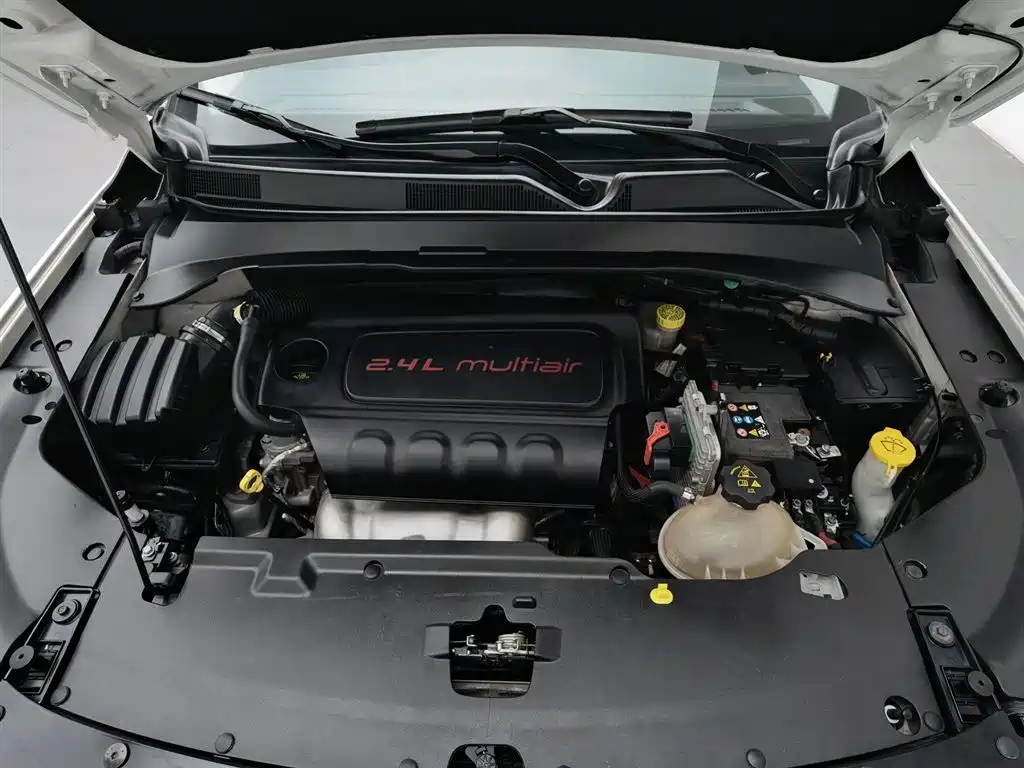 Compass 200 TS Auto High Performance 4 WD