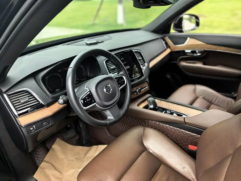 Volvo XC90 B6 Smart Ease Luxury 7-seat