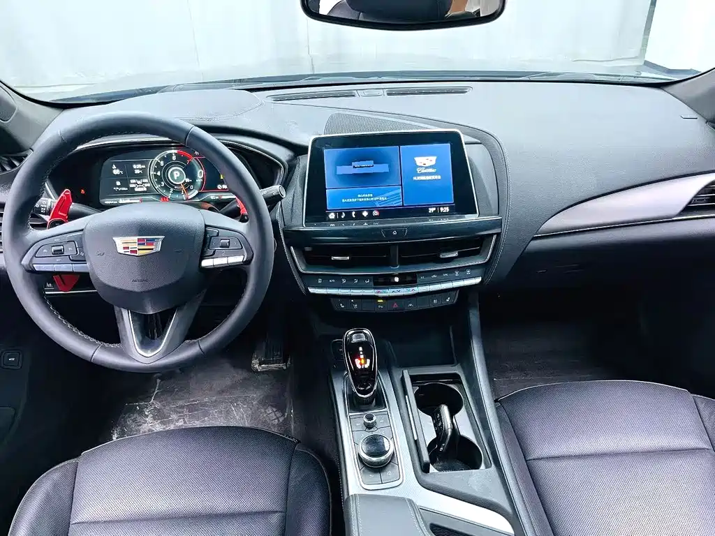 Cadillac CT5 28 T Luxury (Standard)