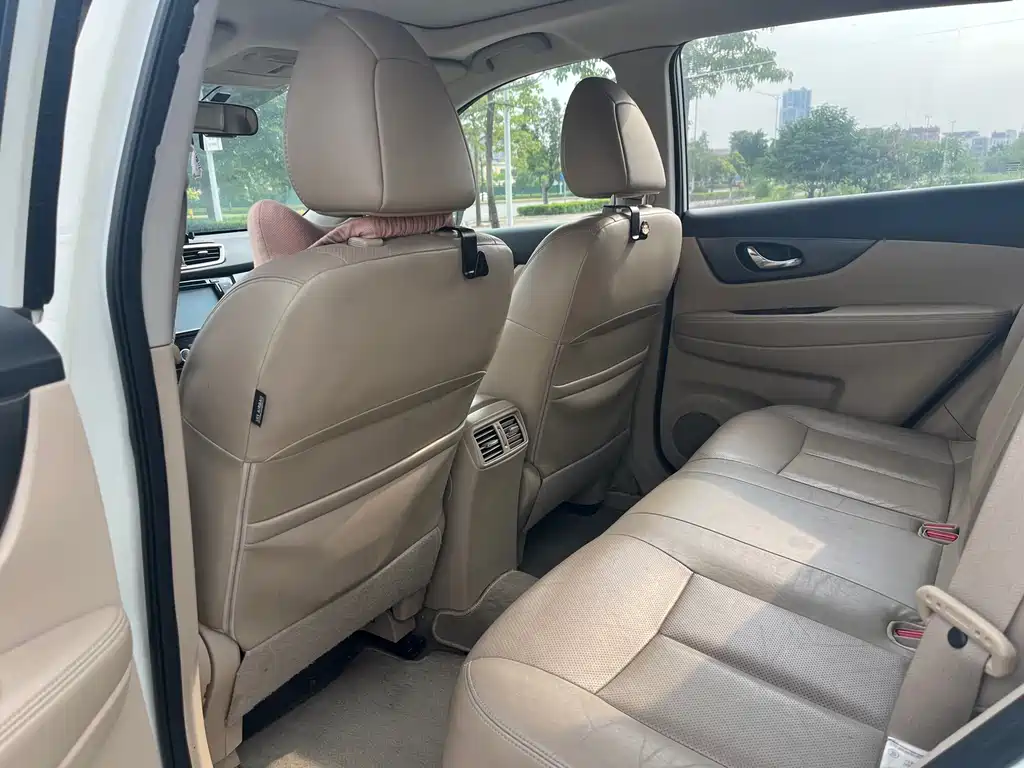 X-Trail 2.0 L CVT Comfort 2 WD
