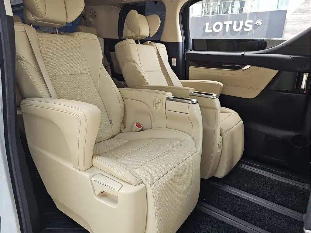 Alphard 埃尔法 2015款 3.5 L 自动