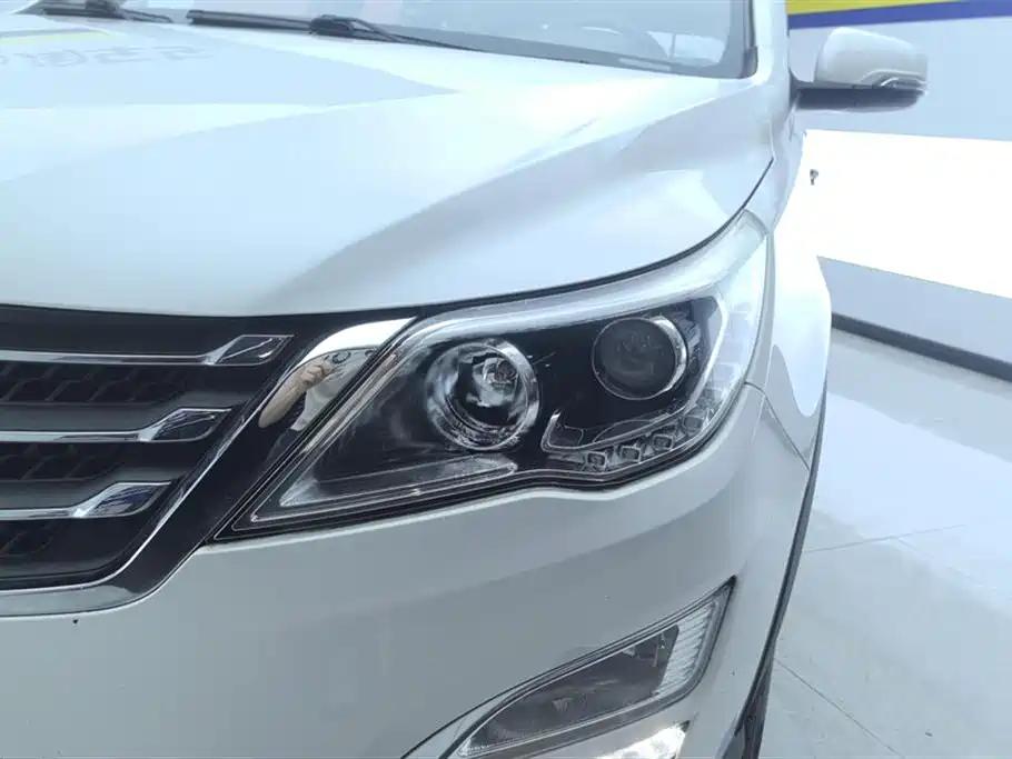 Baojun 560 1.8 L iAMT Elite