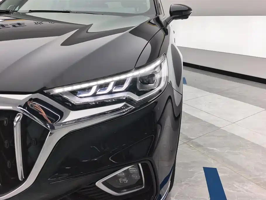 Hongqi HS5 Facelift 2.0 T Connected Flagship Enjoyment