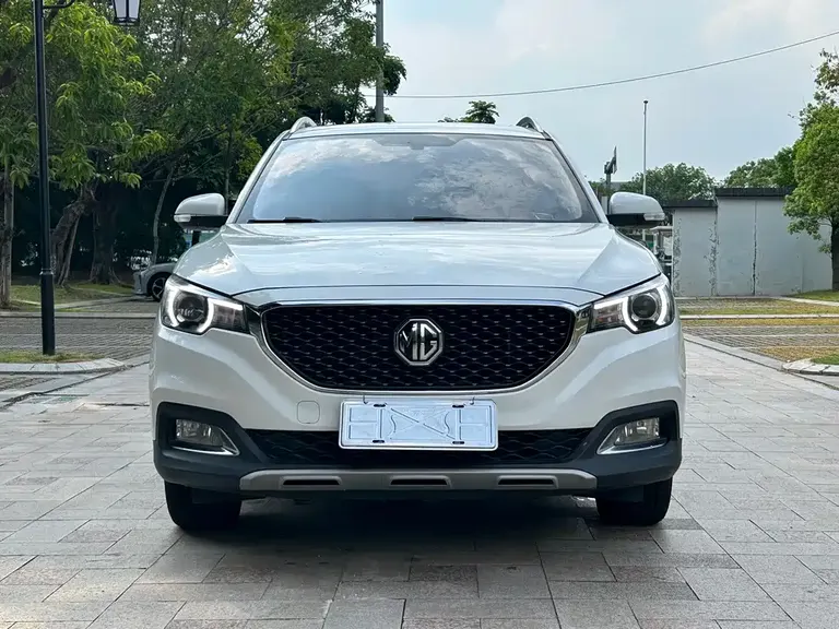 MG ZS 1.5 L Auto Luxury