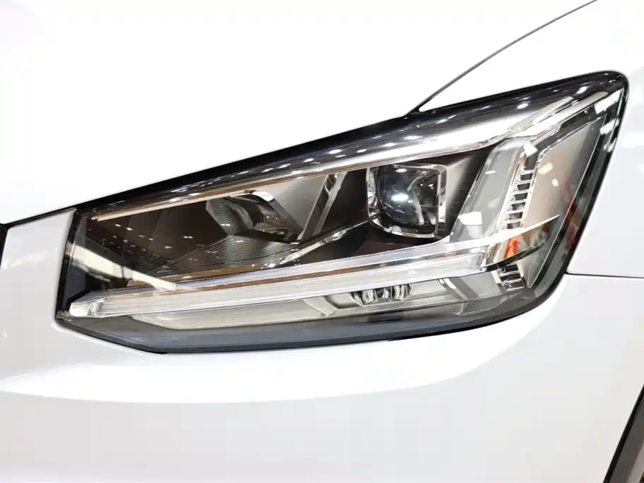 Audi Q2 L 35 TFSI Fashion Dynamic