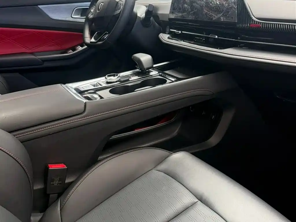Changan CS55 PLUS 长安CS55 PLUS 2024款 第三代 1.5 T DCT轻年版