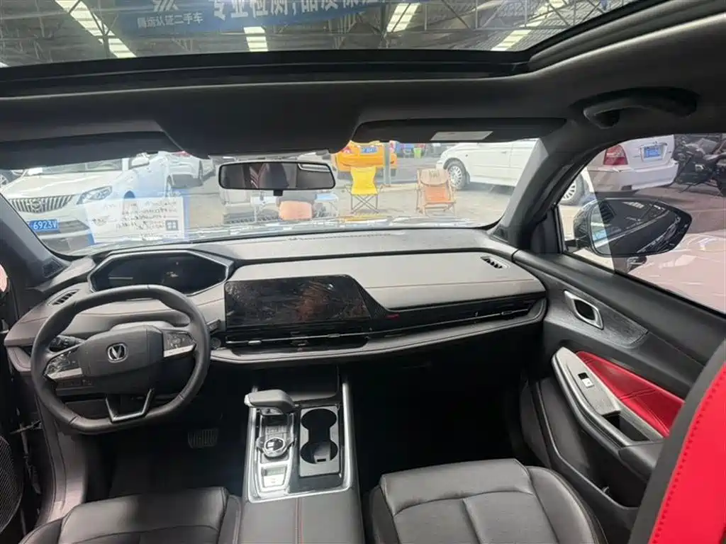 Changan CS55 PLUS 长安CS55 PLUS 2024款 第三代 1.5 T DCT轻年版