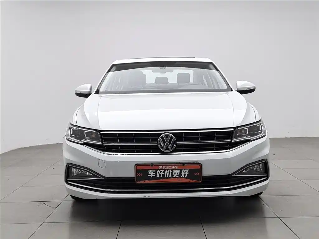 Bora 1.5 L Auto Comfort