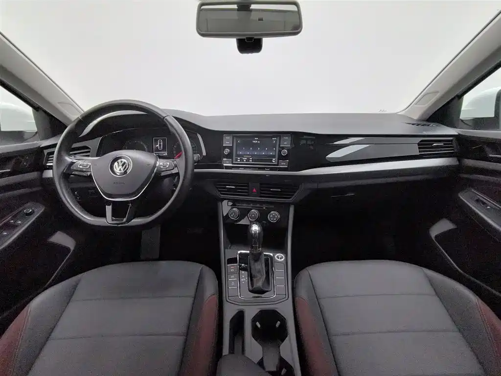 Bora 1.5 L Auto Comfort