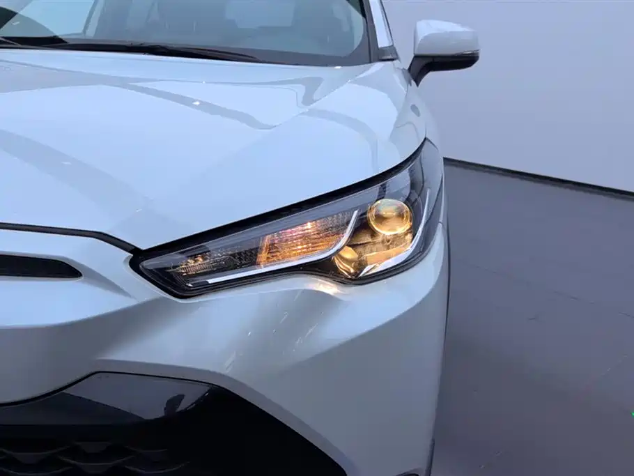 Frontlander 2.0 L CVT Elite