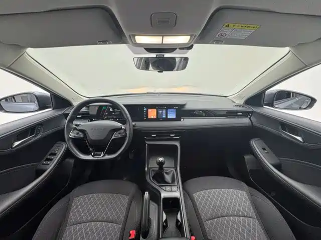Roewe i5 1.5 L Manual Comfort Enjoyment
