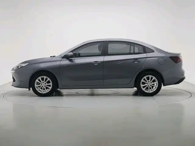 Roewe i5 1.5 L Manual Comfort Enjoyment