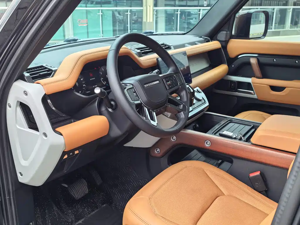 Land Rover Defender 110 3.0 T P400 Dark Special Edition