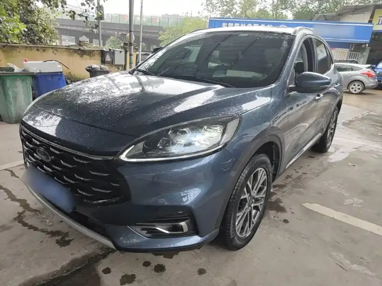 Ford Escape EcoBoost 245 4 WD Joy Enjoyment