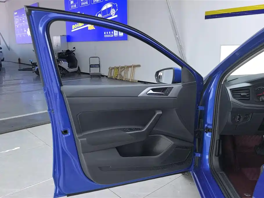 Polo Plus 1.5 L Auto Panoramic Pleasure