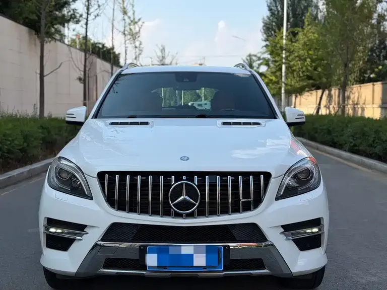 Mercedes-Benz M-Class ML 320 4 MATIC