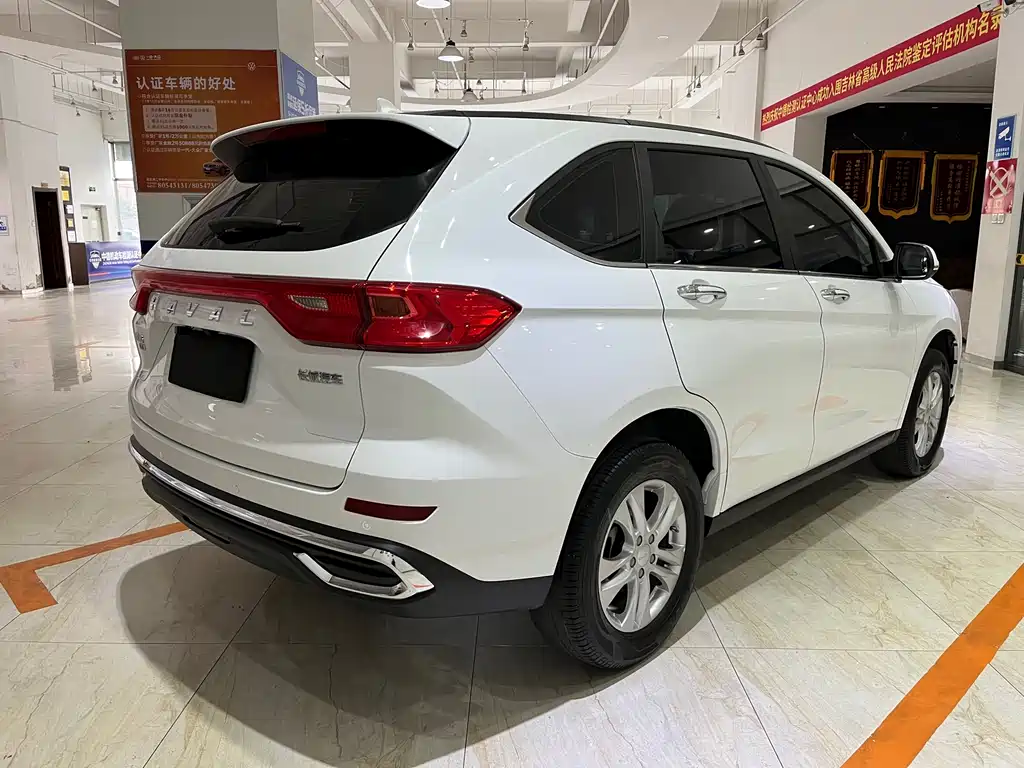 Haval M6 PLUS 1.5 T DCT Elite Connected