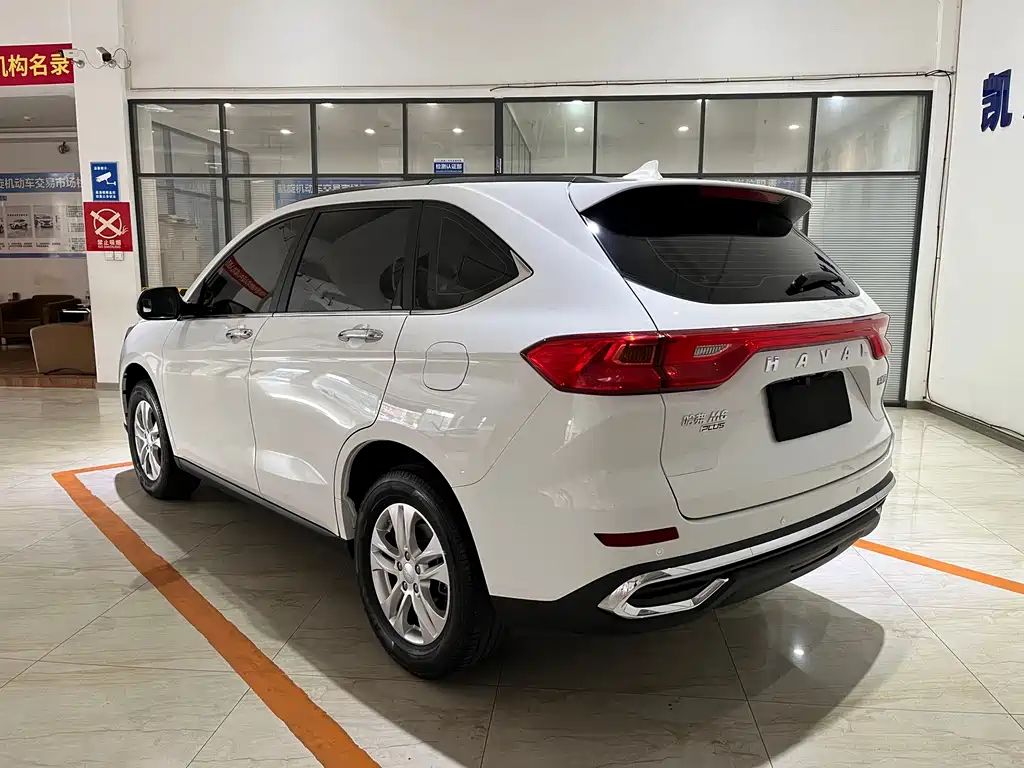 Haval M6 PLUS 1.5 T DCT Elite Connected