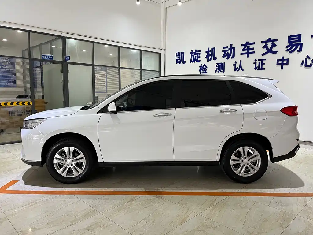Haval M6 PLUS 1.5 T DCT Elite Connected