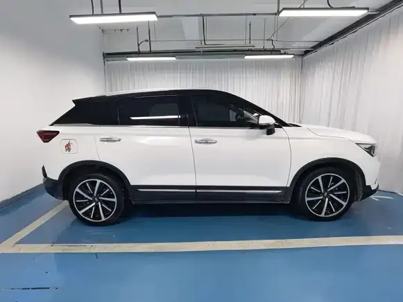 Besturn T77 奔腾T77 2019款 230 TID 自动尊享型 国VI