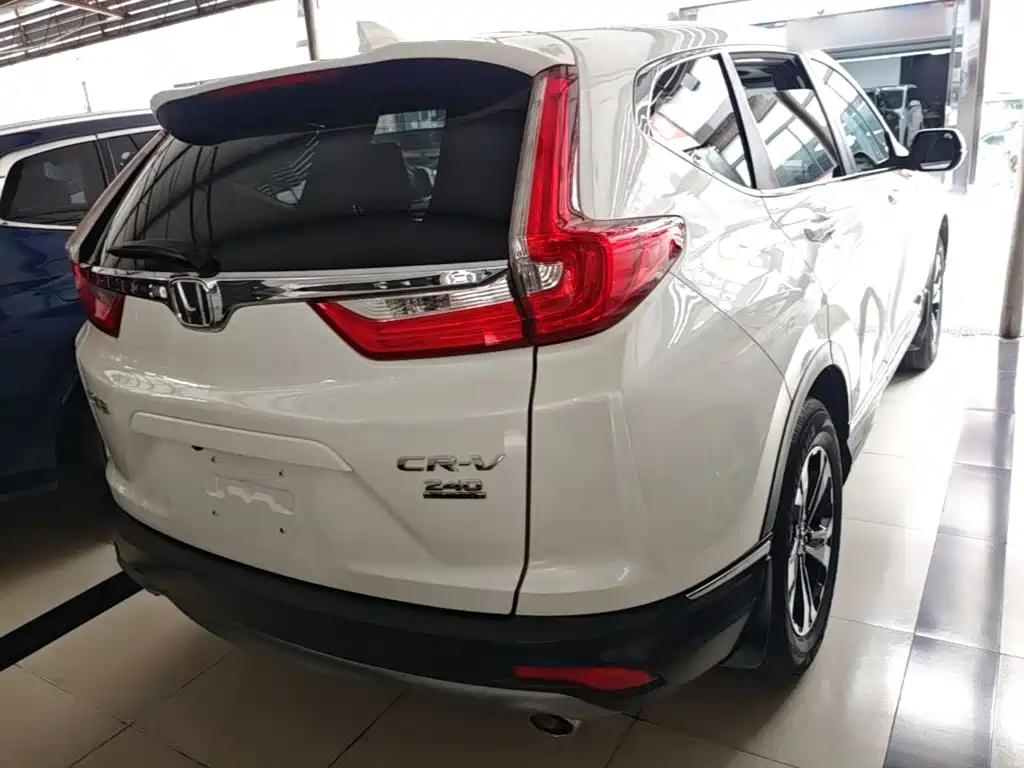 Honda CR-V 240 TURBO CVT 2 WD Style