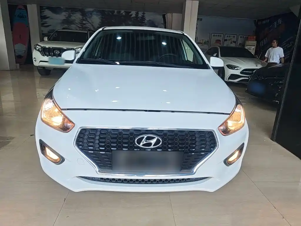 Accent 1.4 L Auto Leap Enjoyment CN-V