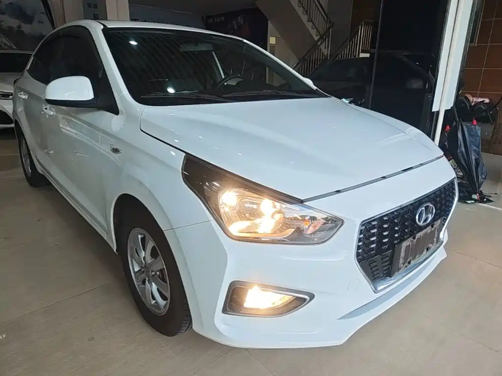 Accent 1.4 L Auto Leap Enjoyment CN-V