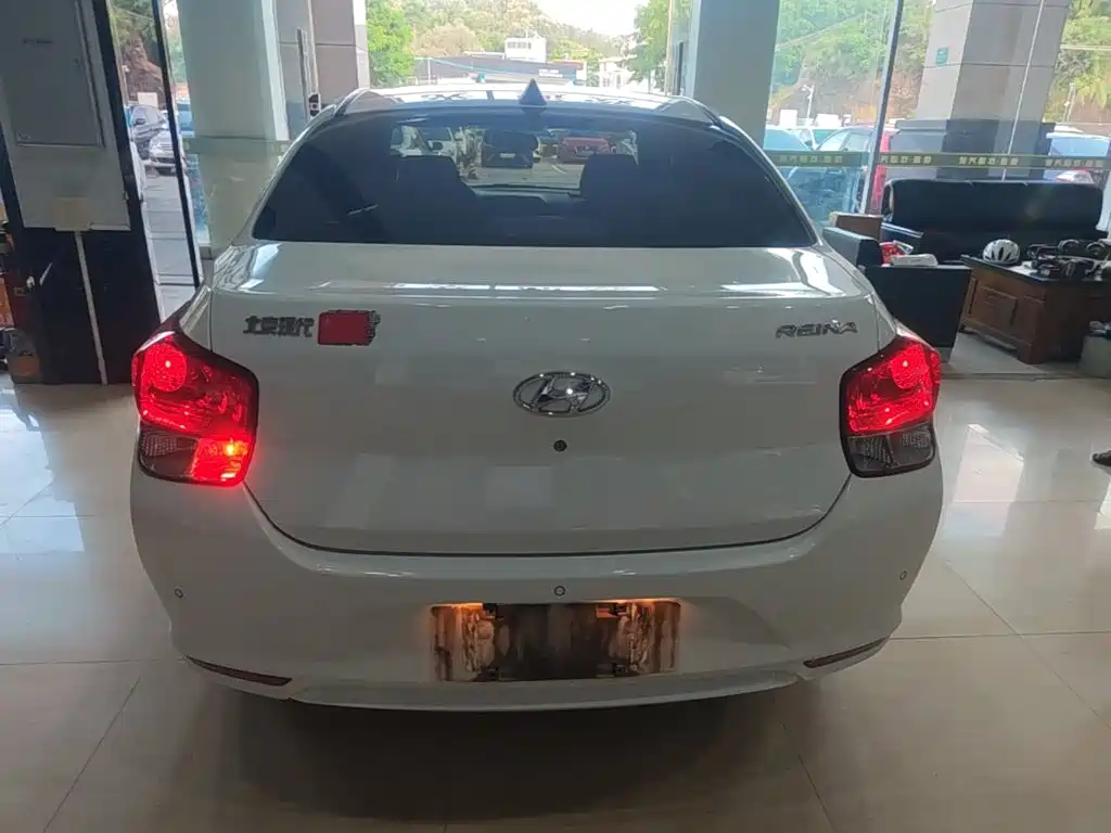 Accent 1.4 L Auto Leap Enjoyment CN-V