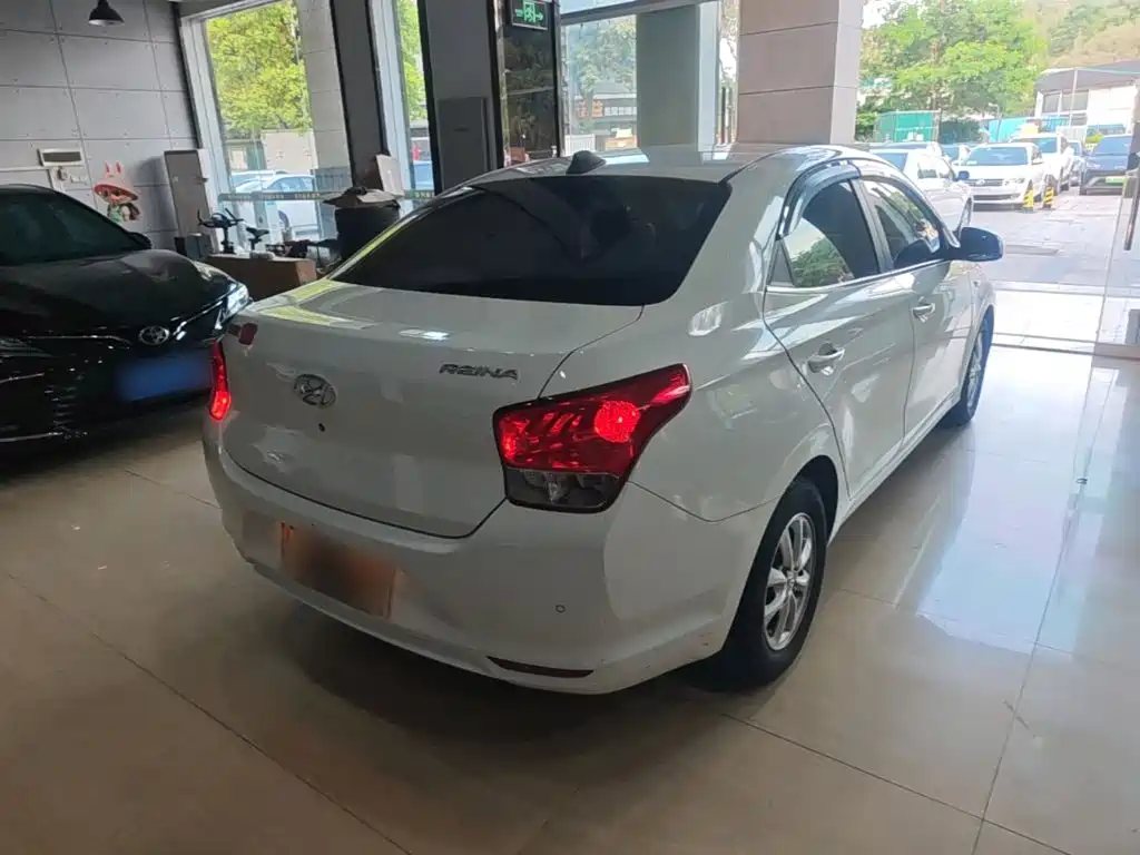 Accent 1.4 L Auto Leap Enjoyment CN-V