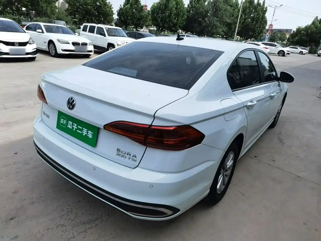 Bora 200 TSI DSG Smooth Travel