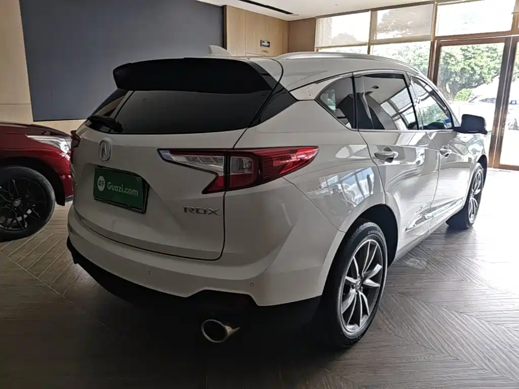 Acura RDX 2.0 T Premium CN-VI