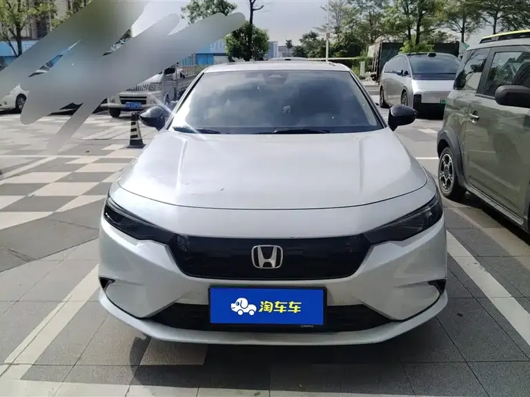 Honda Integra 240 TURBO CVT Phantom Night · Luxury