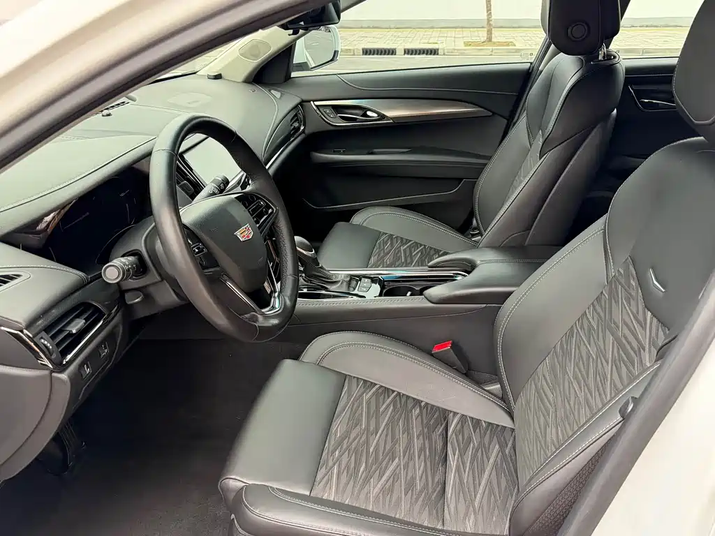 Cadillac ATS-L 28 T Tech