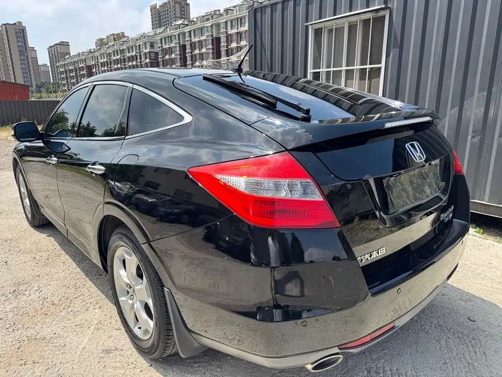 Crosstour 2.4 L Luxury