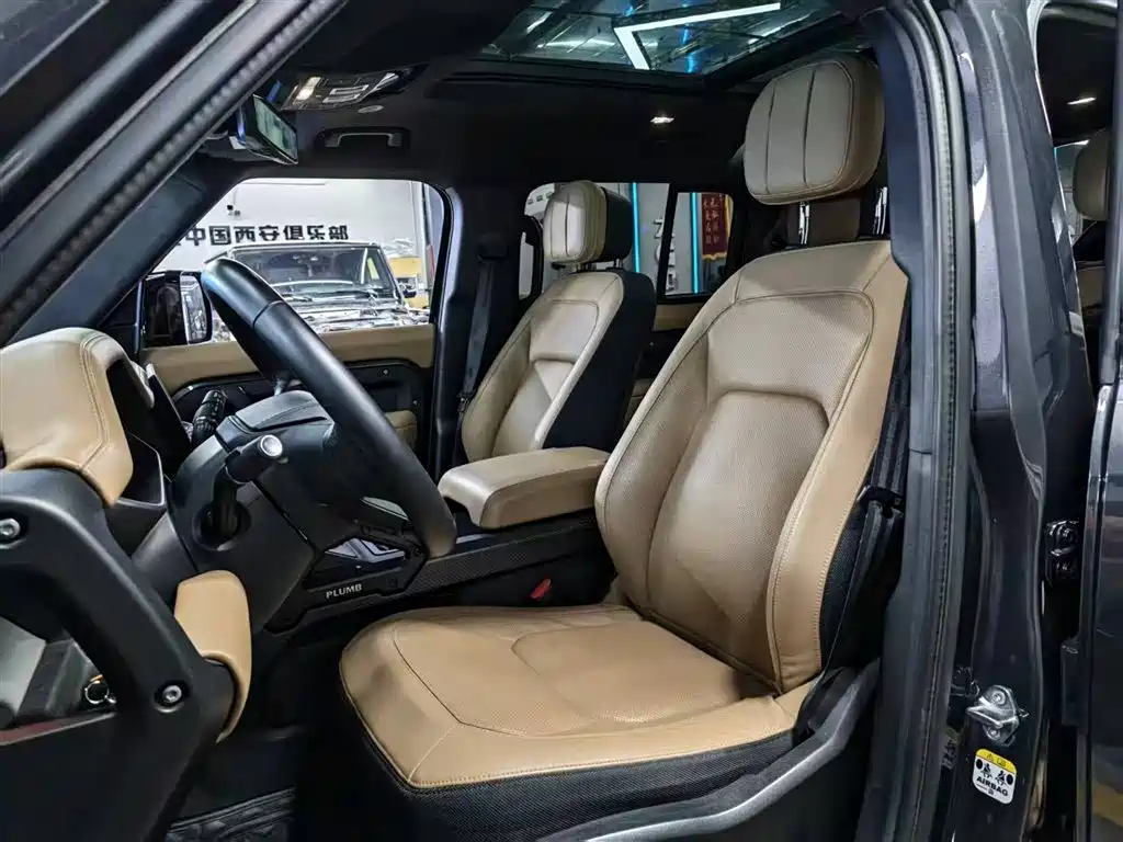 Land Rover Defender 110 3.0 T P400 Dark Special Edition