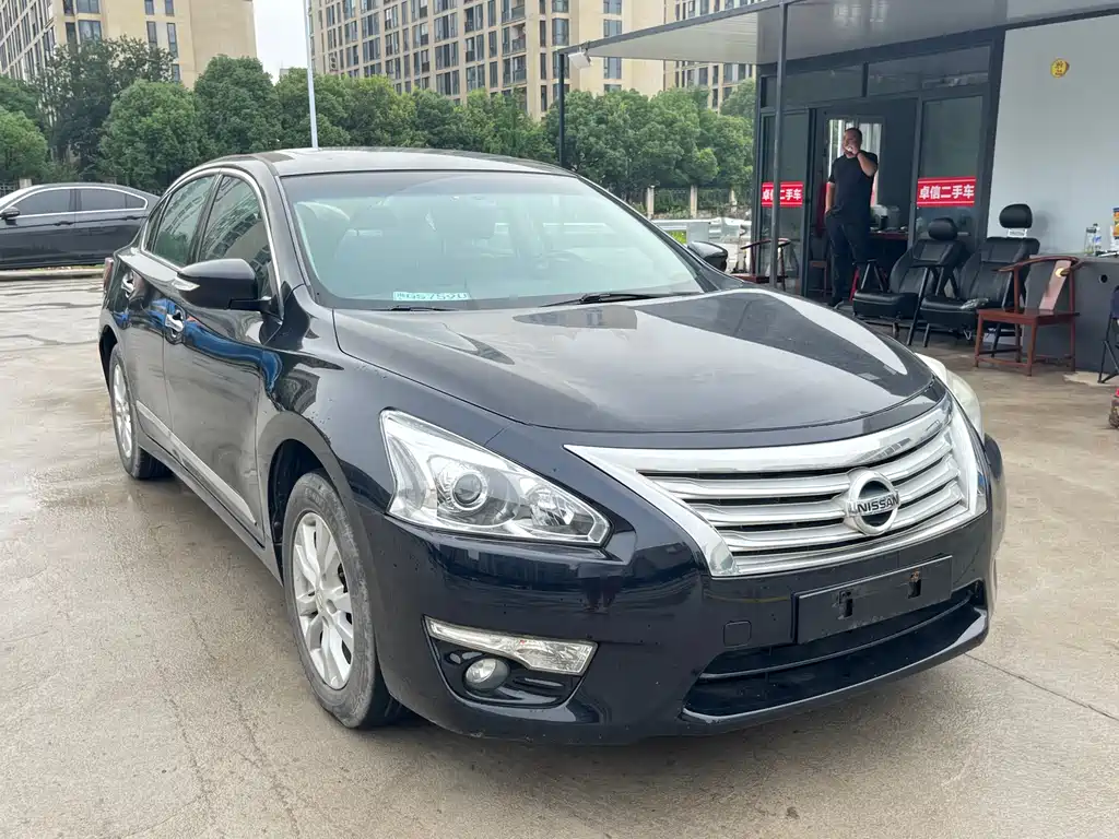 Teana 2.0 L XL Comfort