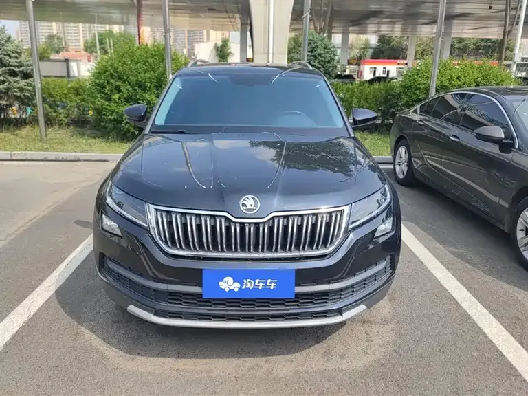 Skoda Kodiaq Facelift TSI330 7-seat 2 WD Luxury Enjoyment