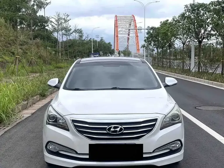 Hyundai Mistra 1.8 L Auto Intelligent GLS