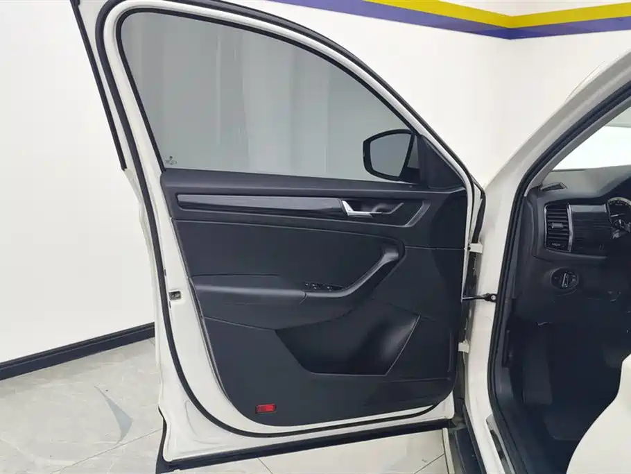 Kodiaq TSI330 5-seat 2 WD Luxury Enjoyment