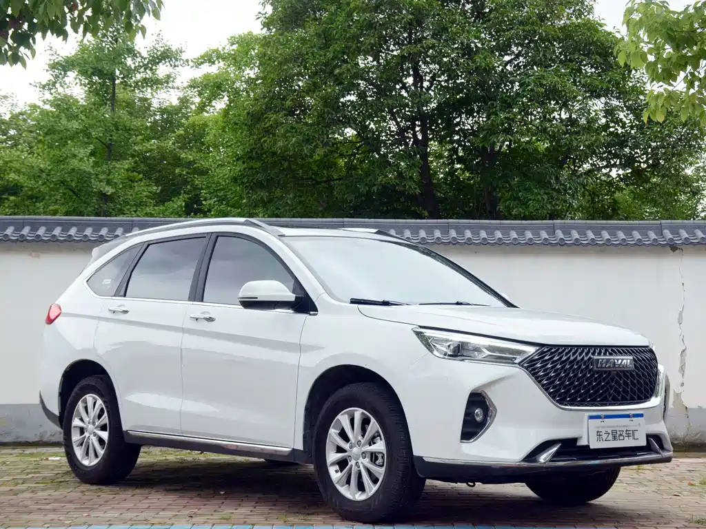 Haval M6 PLUS 1.5 T Manual Luxury Connected