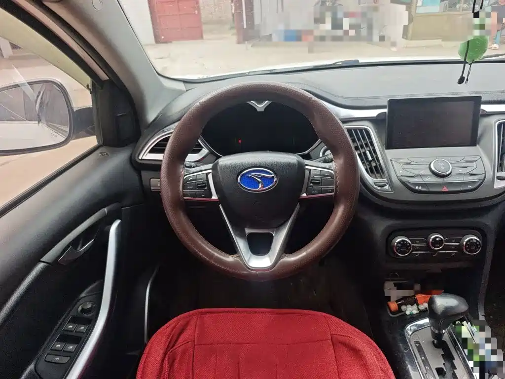 Soueast DX7 1.5 T Auto Luxury