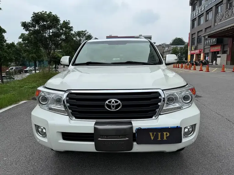 Toyota Land Cruiser (Import) Middle East