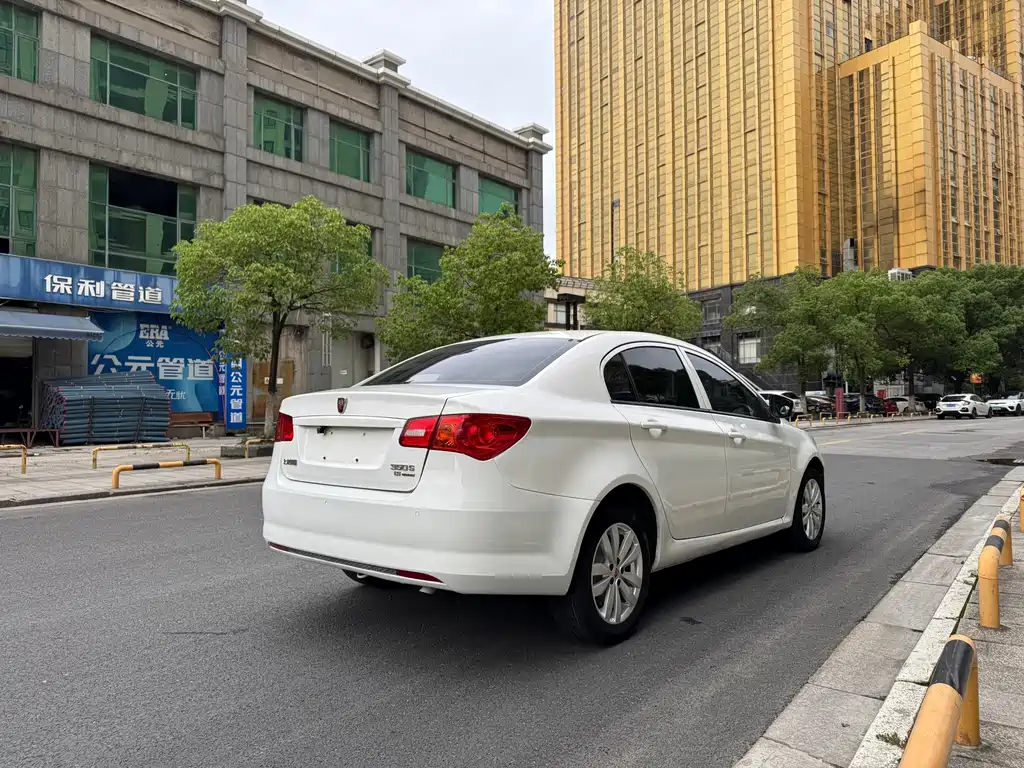 Roewe 350 荣威350 2015款 1.5 L 手动豪华天窗版