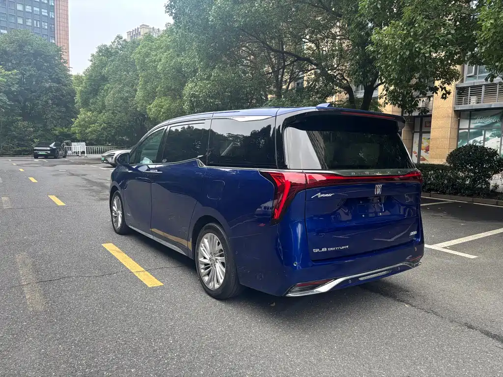 Century 2.0 T 6-seat Heritage