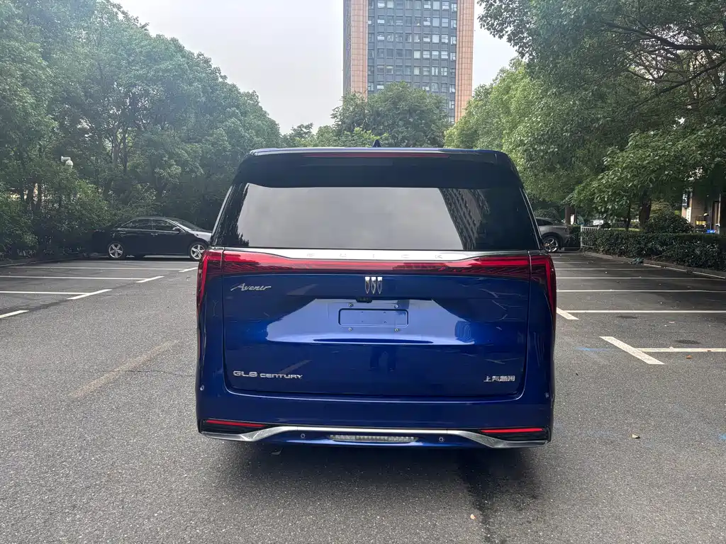 Century 2.0 T 6-seat Heritage