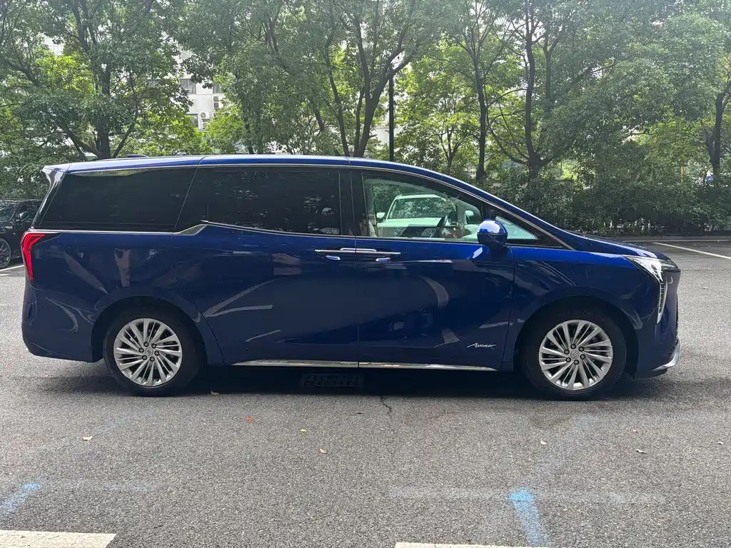 Century 2.0 T 6-seat Heritage