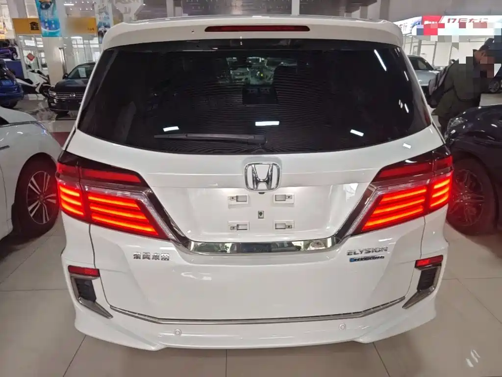 Elysion 2.0 L Hybrid Luxury