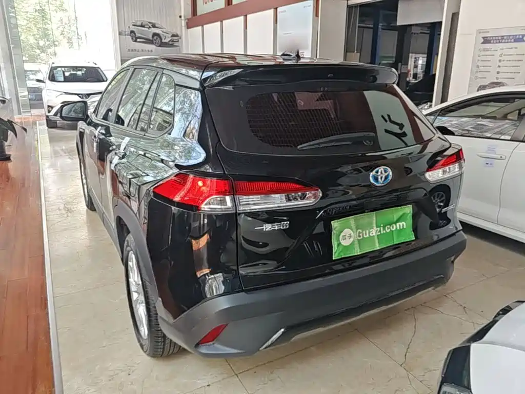 Corolla Cross Dual Engine 2.0 L Pioneer