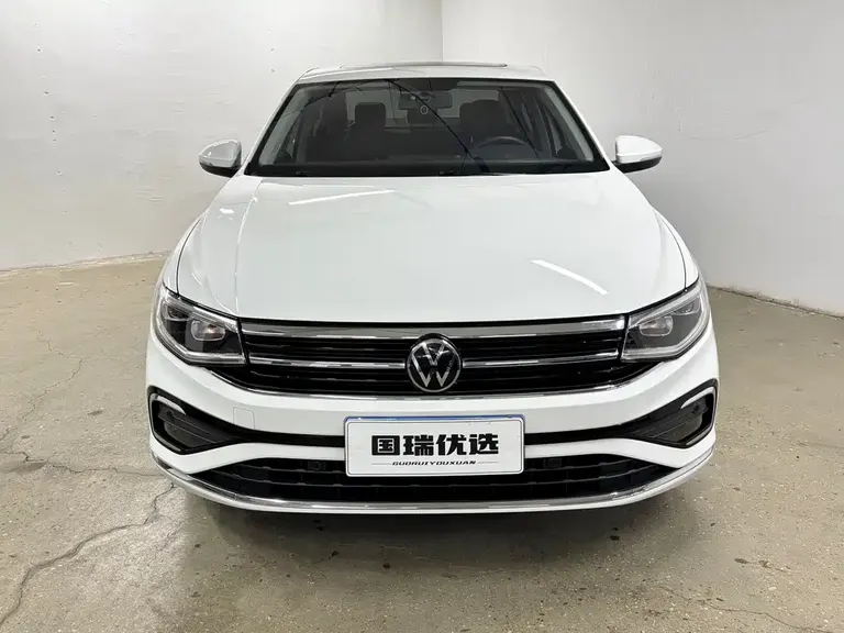 Volkswagen Bora 200 TSI DSG Smart Travel